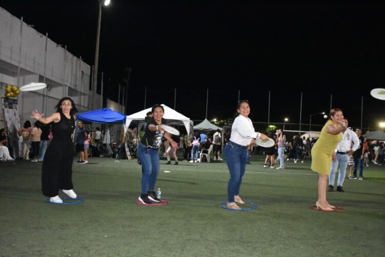 Exitosa noche de estrellas en Bachilleres Puerto Morelos