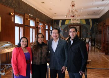 Mara Lezama revisa con Mario Delgado proyectos de infraestructura y mejora del personal educativo en Quintana Roo