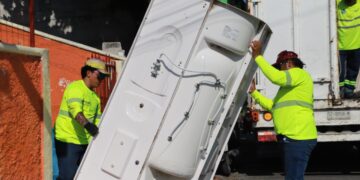 Refuerza Gobierno de Isla Mujeres limpieza urbana con Programa Permanente de Descacharrización