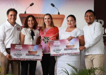 Isla Mujeres celebra con éxito el Tercer Concurso Municipal Juvenil de Debate Político