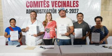 Mantiene Atenea Gómez cercanía con la gente a través de Comités Vecinales