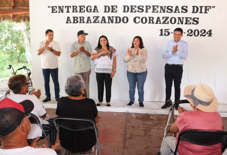 Programas sociales no desaparecen, se fortalecen: Blanca Merari