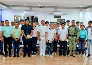 Participan jóvenes isleños en el Sorteo del Servicio Militar Nacional