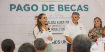 Aprobamos padrón de beneficiarios para becas del ciclo escolar 2024-2025: Ana Paty Peralta