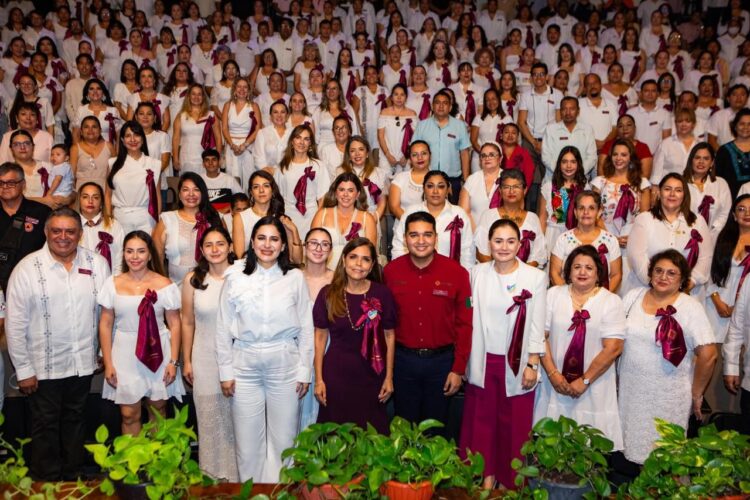 Rinden cientos de voluntarios protesta para transformar con amor y prosperidad a Solidaridad