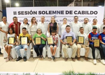 Reconoce Atenea Gómez a deportistas sobresalientes con Premio al Mérito Deportivo “Prof. Hugo Ravell Magaña”