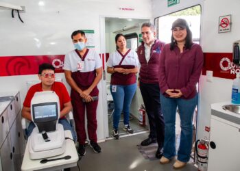 Ponen en marcha la Caravana y la Feria de la Salud “Noviembre, Mes de la Salud del Hombre” en Playa del Carmen