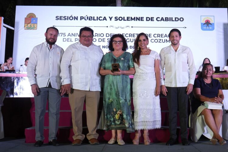 Celebra Renán Sánchez el 175 aniversario de la fundación de Cozumel