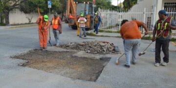 Avanza bacheo con fuerza todos los días en Playa del Carmen y Puerto Aventuras