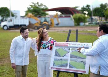 El diputado Renán Sánchez acompaña a la Gobernadora Mara Lezama en gira por Cozumel