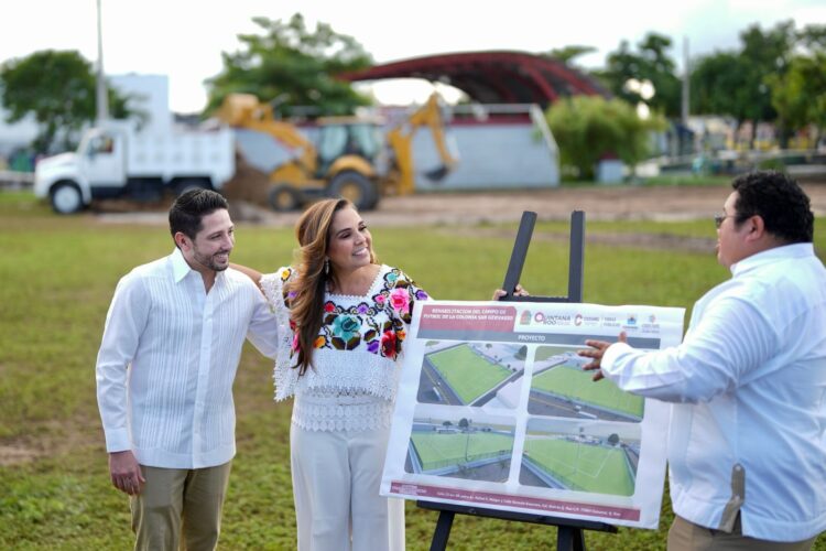 El diputado Renán Sánchez acompaña a la Gobernadora Mara Lezama en gira por Cozumel