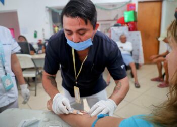 Promueve gobierno de Isla Mujeres la detección oportuna de la diabetes