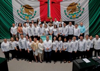 Juventudes quintanarroenses alzan su voz en el Congreso