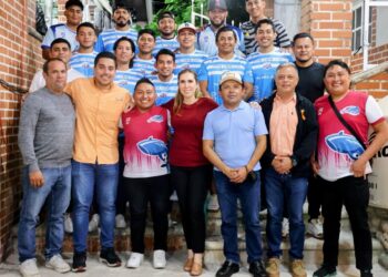 Fortalece Gobierno Municipal el talento local con apoyo al Club Isla Mujeres