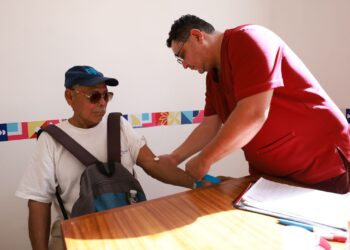 Refrenda Atenea Gómez su compromiso con la salud masculina en el Mes de la Salud del Hombre