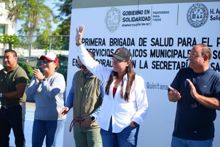 Llevan “Brigada de Salud” a trabajadores de Servicios Públicos de Playa del Carmen