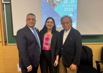 Presenta Estefanía Mercado en la UNAM el programa de gobierno “Prosperidad Para Todos”