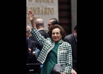 Realizan homenaje póstumo a Ifigenia Martínez y Hernández