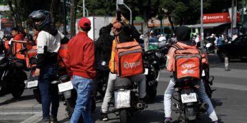 Piden personas pensionadas aclarar reforma para trabajo en plataformas digitales