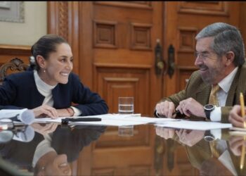 Dismiss this notice Añadir título “Excelente conversación”, dice Claudia Sheinbaum luego de llamada con Donald Trump Saltar al editor