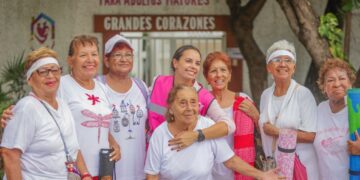 Logramos un año repleto de apoyos sociales para cancunenses, señala Ana Paty Peralta