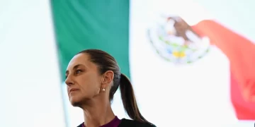 Claudia Sheinbaum celebra aprobación del PEF 2025