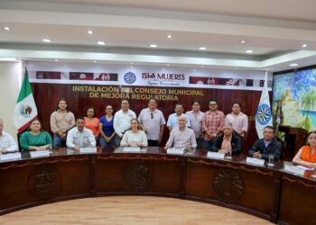 Instalan Comisión Municipal de Mejora Regulatoria para un gobierno más eficiente y cercano en Isla Mujeres