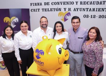 Blanca Merari firma convenio de colaboración con el CRIT Quintana Roo