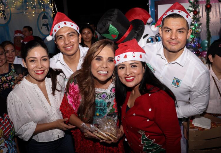 Blanca Merari celebra junto a Mara Lezama el inicio de las fiestas de fin de año en Chetumal