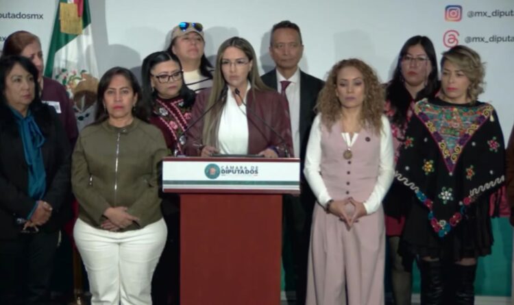 Paola Moreno llama desde la Cámara de Diputados a frenar violencia vicaria, mediática y política en contra de ella