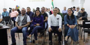 Analizan comunicadores el poder de la comunicación política en las campañas electorales