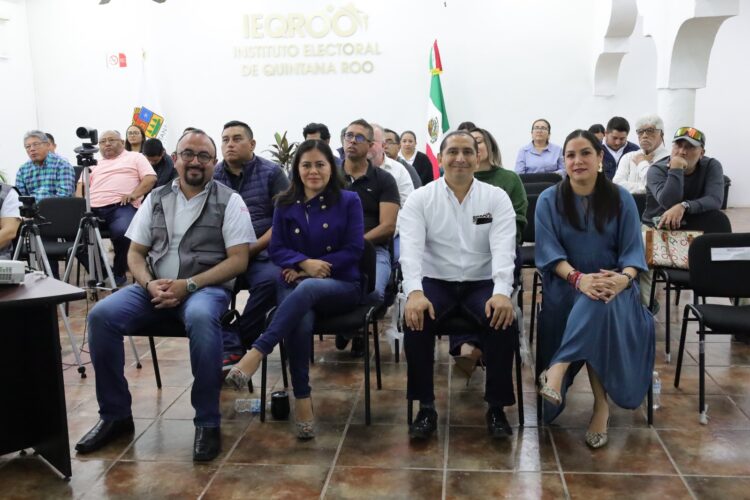 Analizan comunicadores el poder de la comunicación política en las campañas electorales