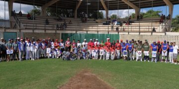 Inauguran el VI Torneo de Béisbol "Pedro Castellano Arrieta" en Puerto Morelos