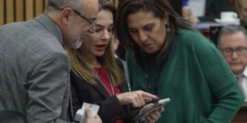 Claudia Sheinbaum pide al INE aclarar cómo usará gasto para la elección de jueces