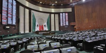 Morena congela en San Lázaro reforma al Infonavit y LFT