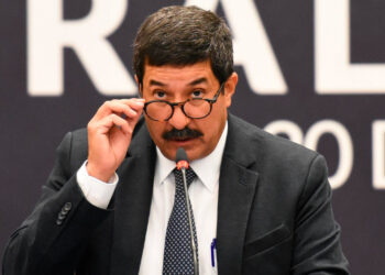 Conceden suspensión provisional a Javier Corral de contra órdenes de captura