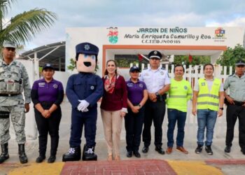 Encabeza Atenea Gómez el Operativo Regreso a Clases en Isla Mujeres