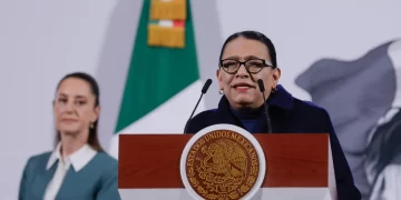 Presenta gobierno programa “México te abraza” ante deportaciones de connacionales de EE.UU.