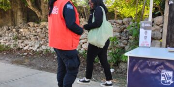 Amplían red de negocios que colaboran en acciones contra violencia de género en Puerto Morelos