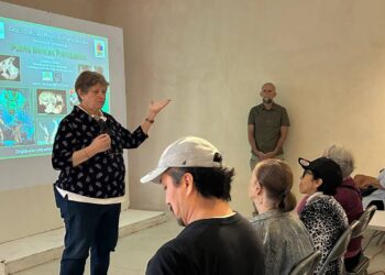 Presentan conferencia “Puerto Morelos Histórico”