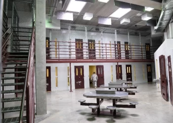 Cuba considera “acto de brutalidad” idea de enviar migrantes a Guantánamo