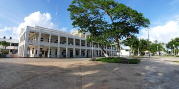 De adelantos y adelantados