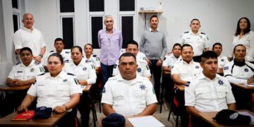 Gobierno de Playa del Carmen incorporará el idioma inglés a la formación inicial de policías