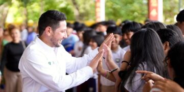 Fortalecer la educación, es la mejor forma de construir un Quintana Roo justo: Renán Sánchez