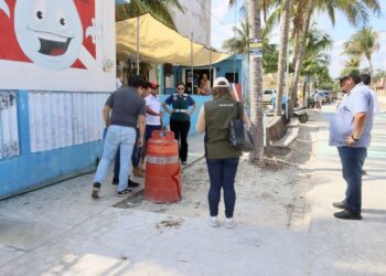 Anuncian mejoras en playas públicas de Puerto Morelos