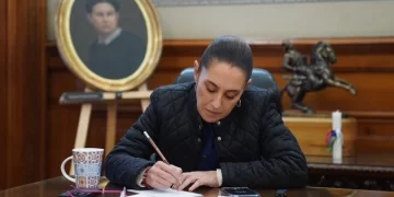 Conversan vía telefónica Claudia Sheinbaum y su homólogo de Guatemala, Bernardo Arévalo