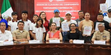 Encabeza Atenea Gómez clausura de la temporada 2024 de Campamento Tortuguero en Isla Mujeres