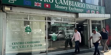 El peso mexicano se presiona ante la insistencia arancelaria de Donald Trump