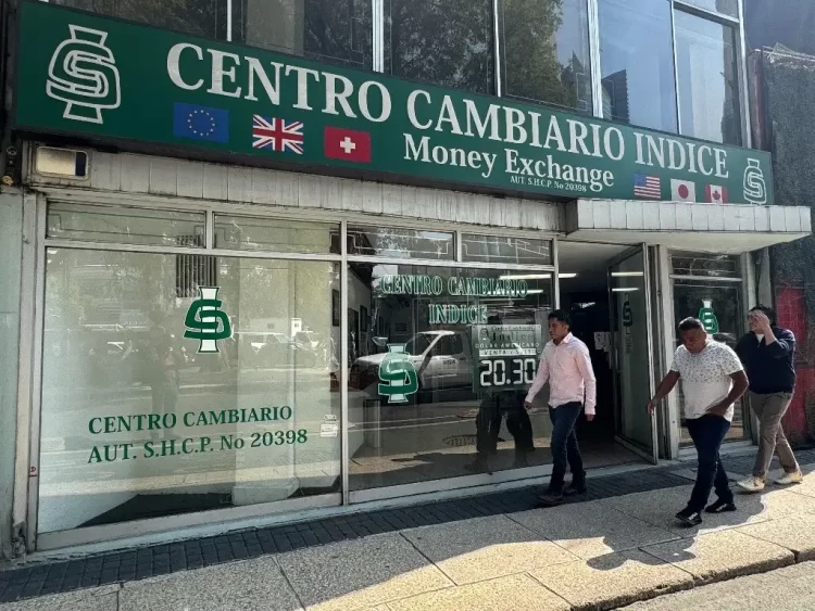 El peso mexicano se presiona ante la insistencia arancelaria de Donald Trump