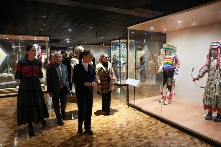 Reinaugura Claudia Sheinbaum el segundo piso del Museo Nacional de Antropología